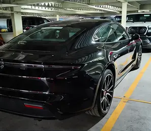 Tratamiento cerámico para autos en Tijuana y protección de pintura en Porsche Taycan