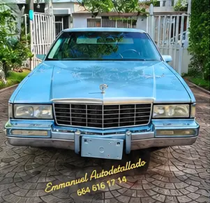 Servicio de autodetallado precio y cotización para Cadillac clásico en Tijuana